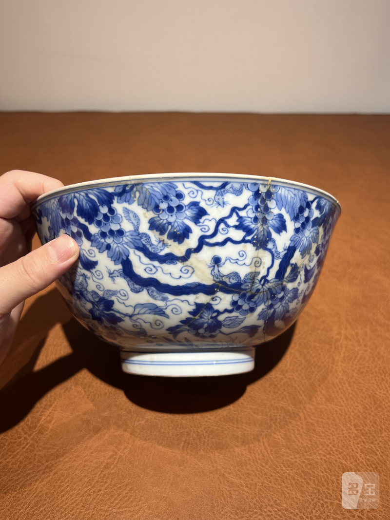 清康熙 青花松鼠葡萄纹大碗 - 图8